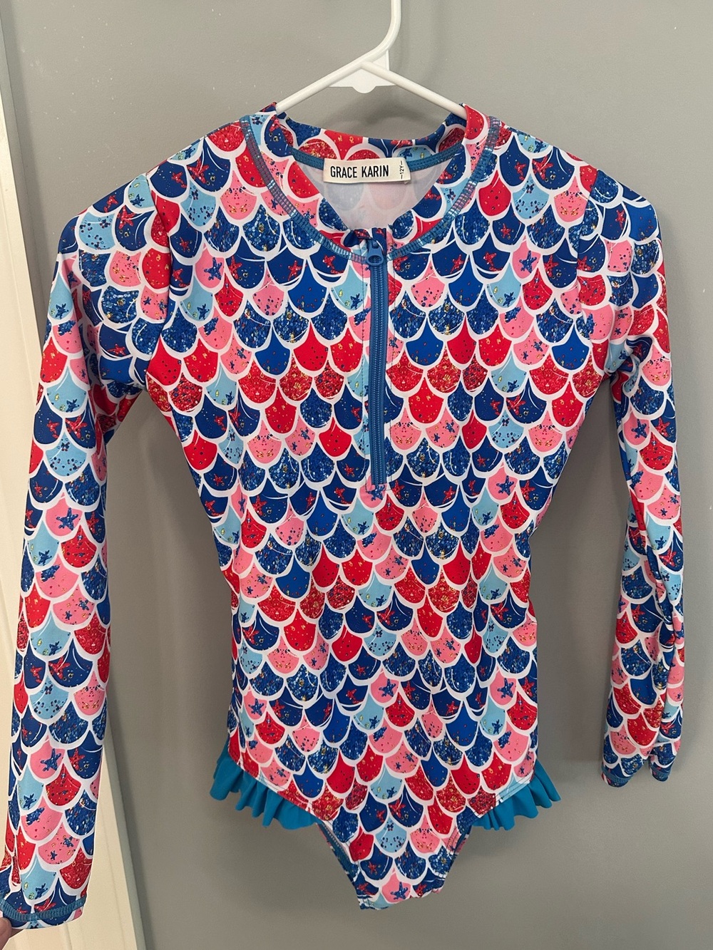 Perfect for July 4th EUC Girls Rashguard Swimsuit!